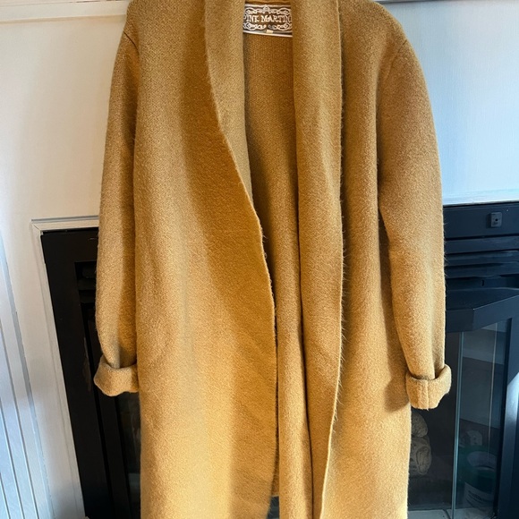 Pink Martini -Coat - Picture 2 of 3